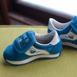 Vintage Smurfs Toddler Sneakers!